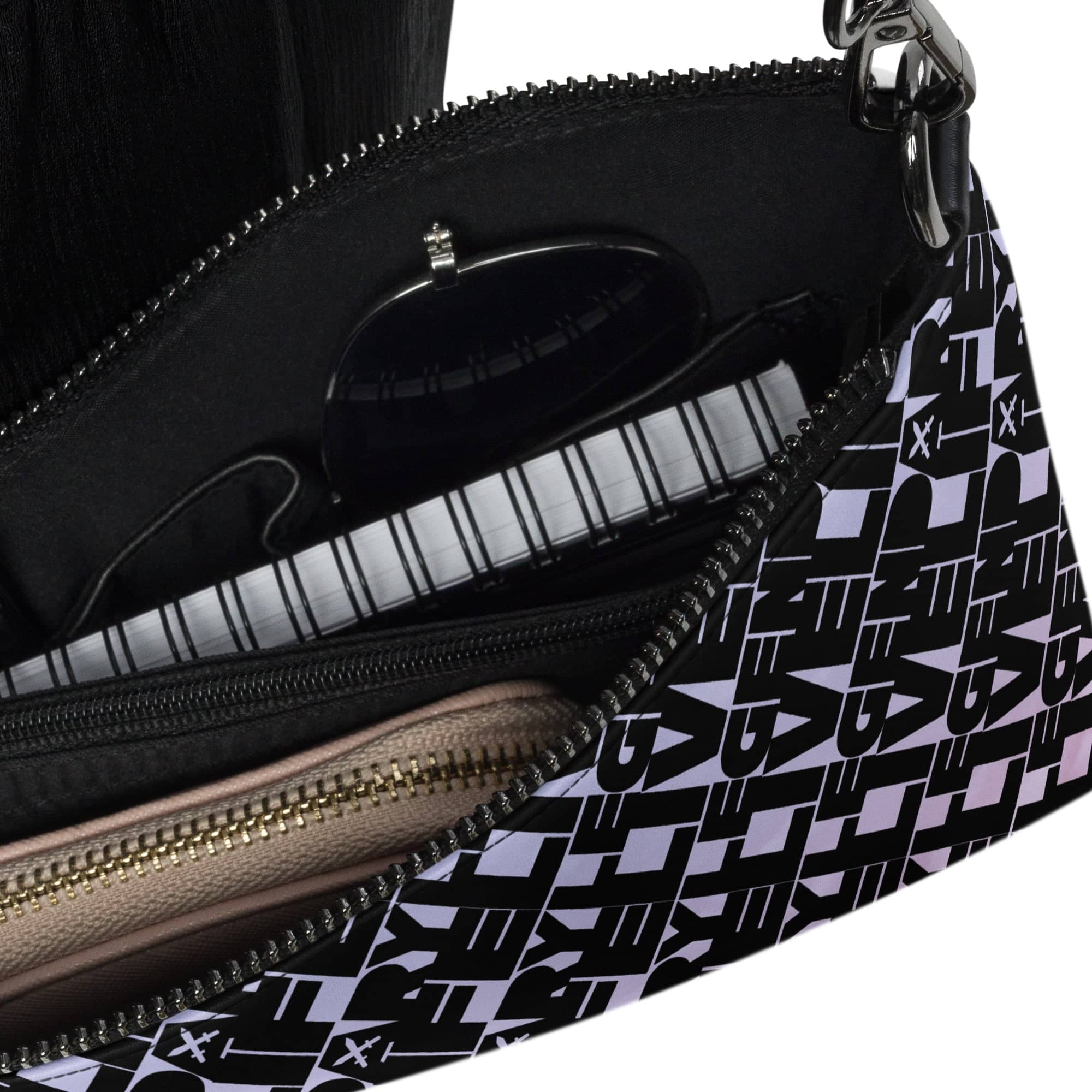LIVE LIFE LEGENDARY CROSSBODY BAG - BLACK/CLOUDS